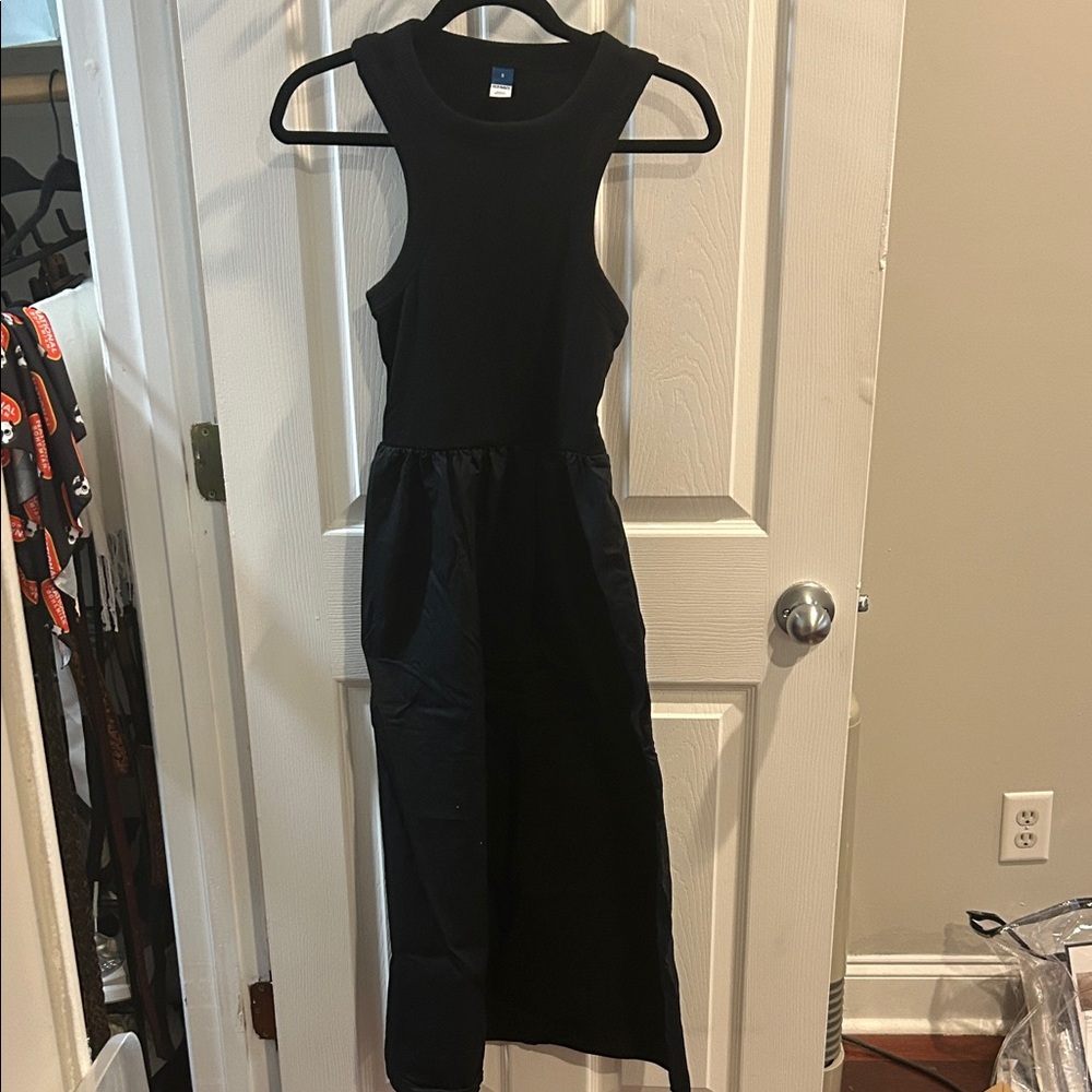 Sleeveless Black Midi Dress - Classic Women’s Dress w/ pockets!